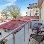 Guest And Desi Vendégház