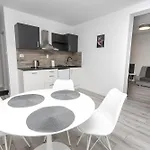 Guest And Desi Vendégház Balcsik