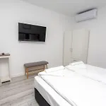 Vendégház Guest And Desi