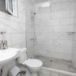 Guest And Desi Vendégház 3*