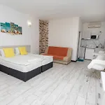 Guest And Desi Vendégház