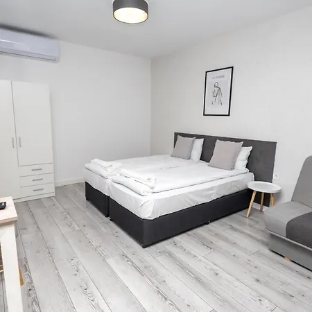 Guest And Desi Vendégház 3*