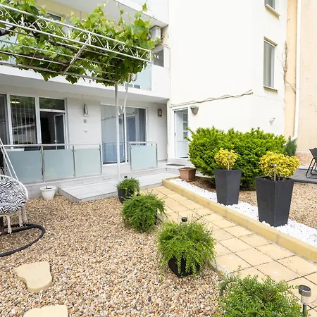 Vendégház Guest And Desi