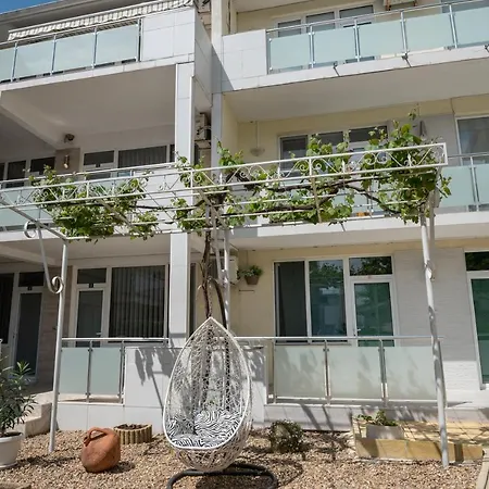 Desi - деси * Balchik