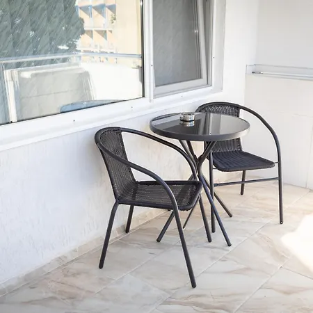 Desi - деси Guest house Balchik