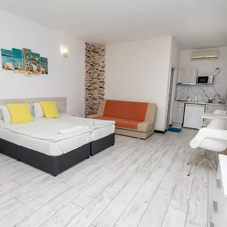 Guest And Desi Guest house