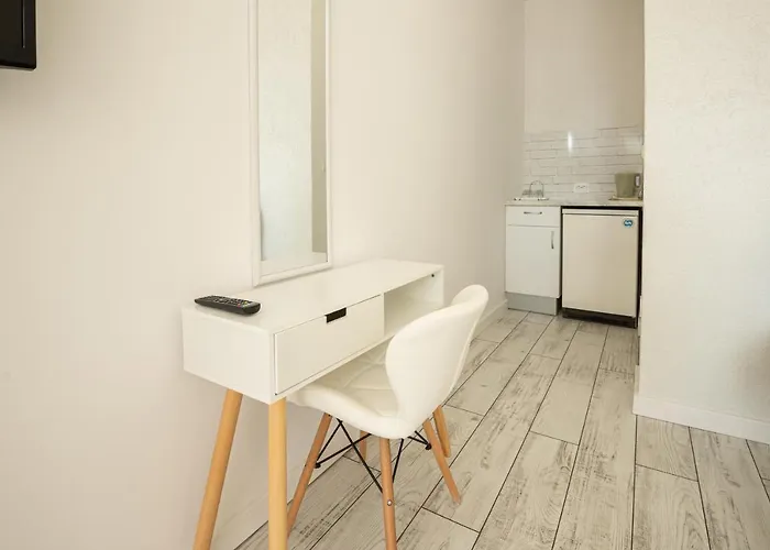 Guest And Desi Guest house 3*