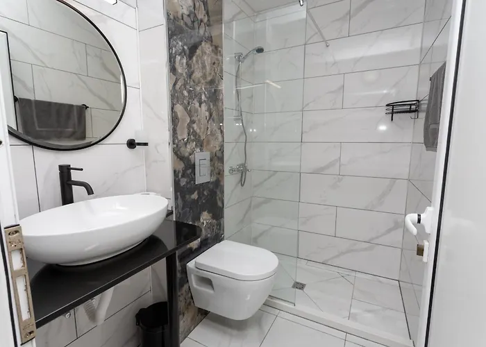 Guest And Desi Guest house 3*