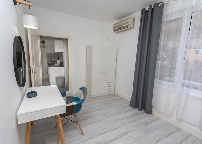 Guest And Desi 3* Balchik